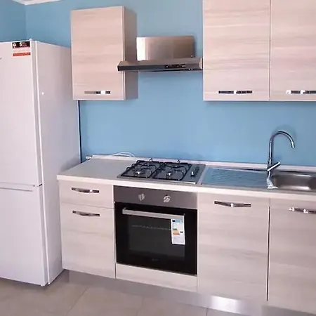 Sari E Mavi Ev マリッティマ